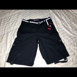 NWT Men’s South Pole BLK Cargo Shorts Size 32